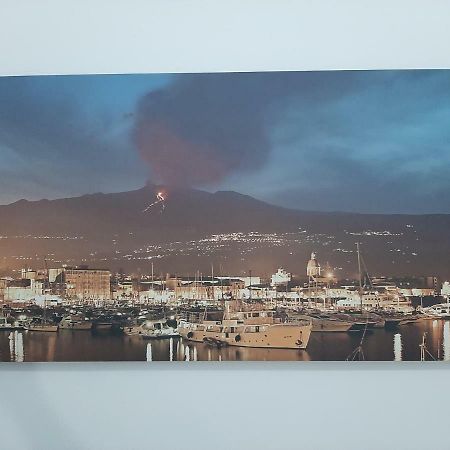 La Casa Nel Vicolo Lägenhet Giardini Naxos Exteriör bild